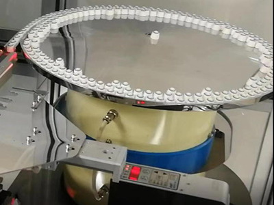 隱形眼鏡上模振動(dòng)盤